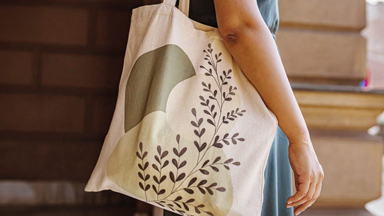 How To Design Influencer-Ready Tote Bags Fast in 2026: A Step-by-Step Custom Tote Bag Design Tool Guide